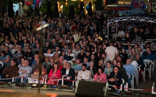 2c176195_f645_44af_b618_9acf7e3e9e78